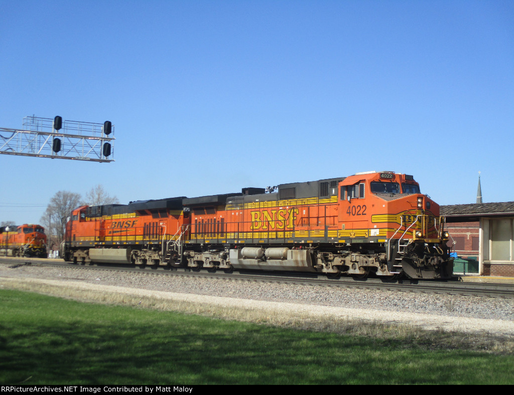 BNSF 4022